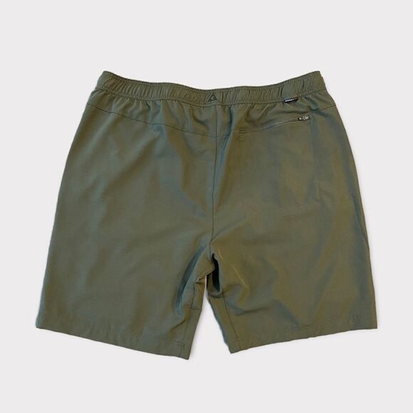 Gerry Activewear Athletic Army Green Shorts With Zip Pockets - Picture 3 of 7